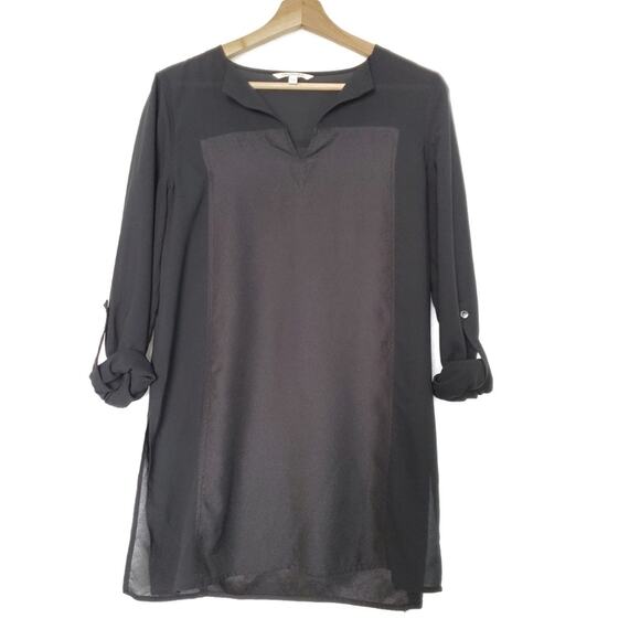 Calvin Klein Jeans | Roll Tab Sleeve Mid Panel Top - Picture 3 of 9